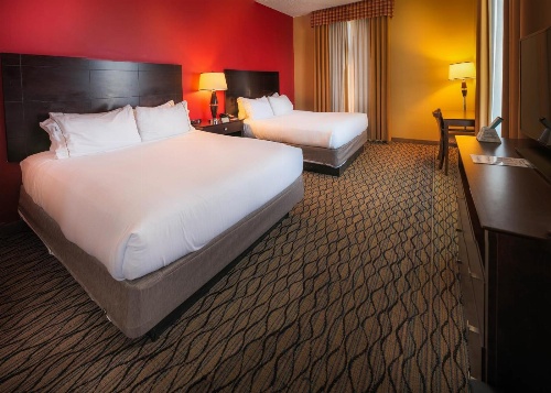 Holiday Inn Express Baltimore-Downtown image 1