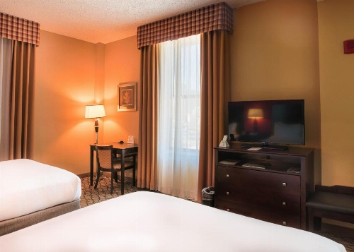 Holiday Inn Express Baltimore-Downtown image 19