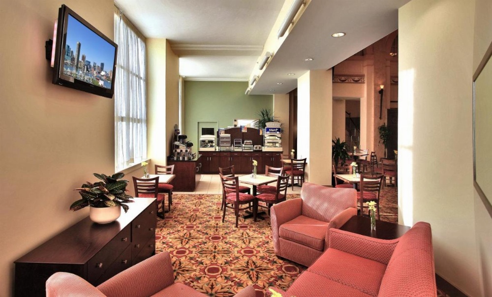 Holiday Inn Express Baltimore-Downtown Image 28