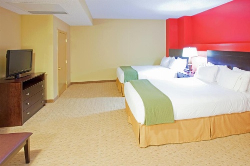 Holiday Inn Express Baltimore-Downtown image 6